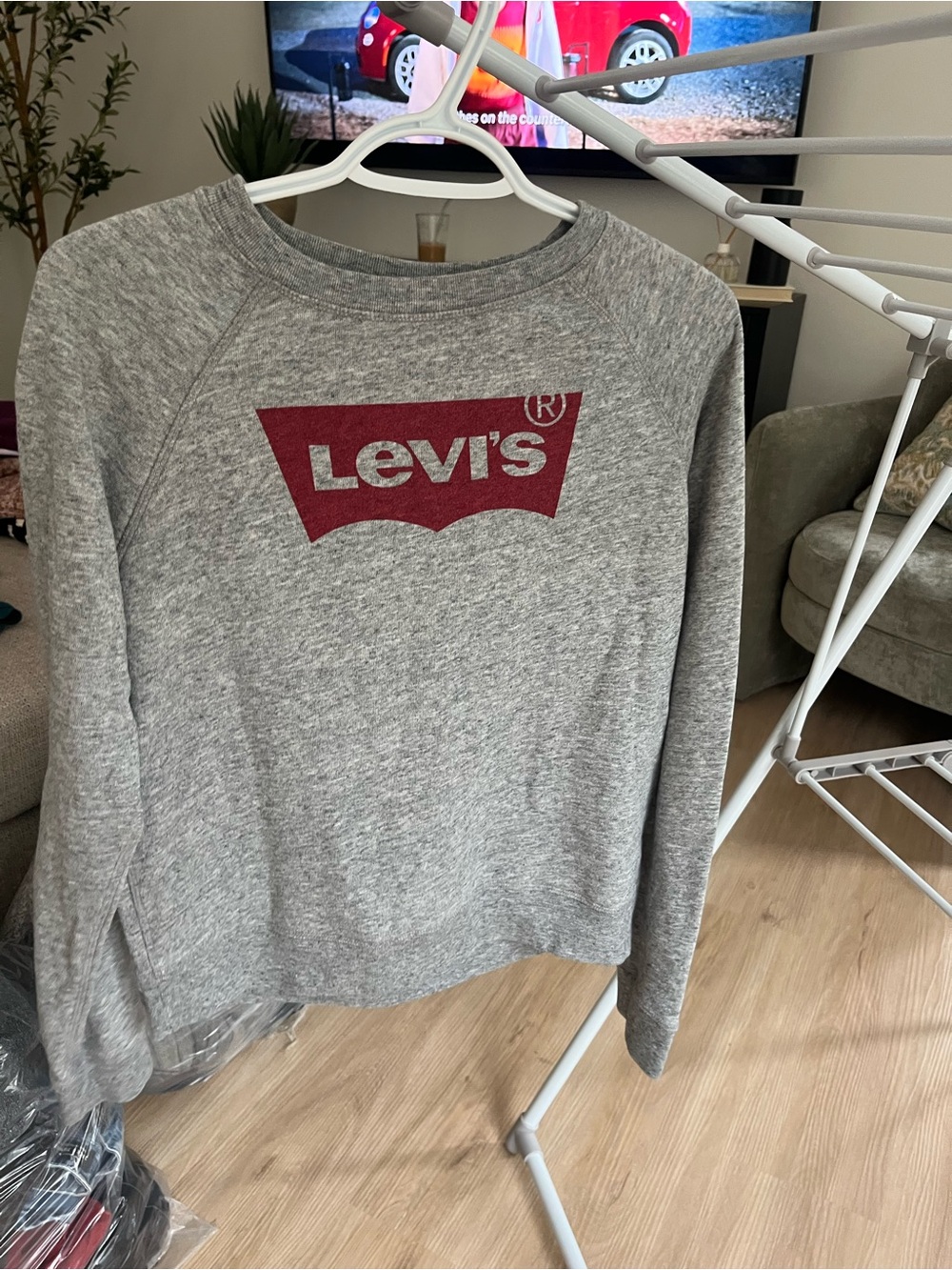 Levi's Men's Heather Gray Crewneck with Maroon Logo